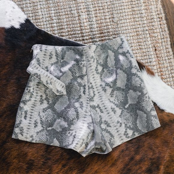 Zara Python Skort - Picture 3 of 4